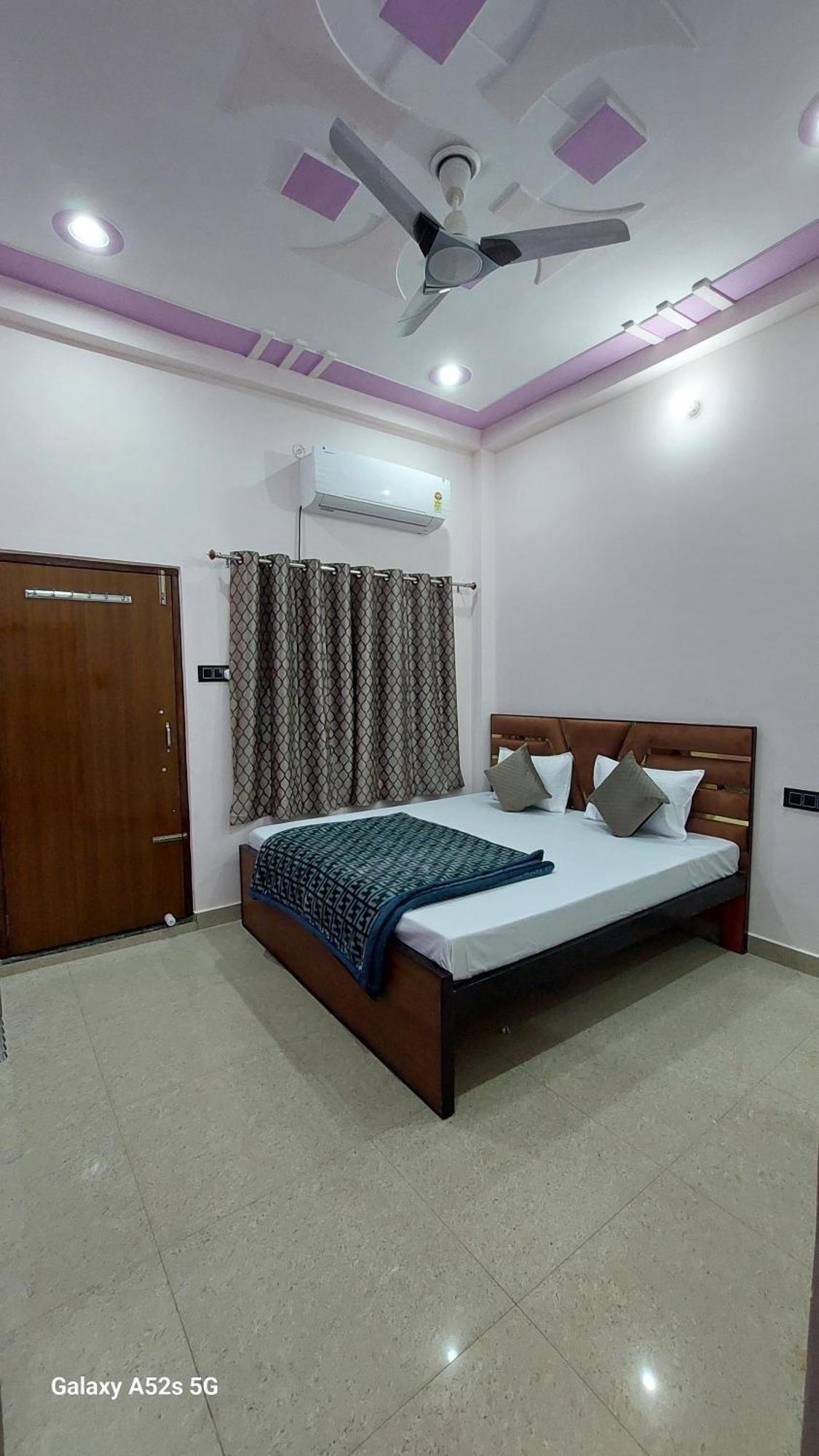 Narayani Paying Guest House Váránaszi Kültér fotó
