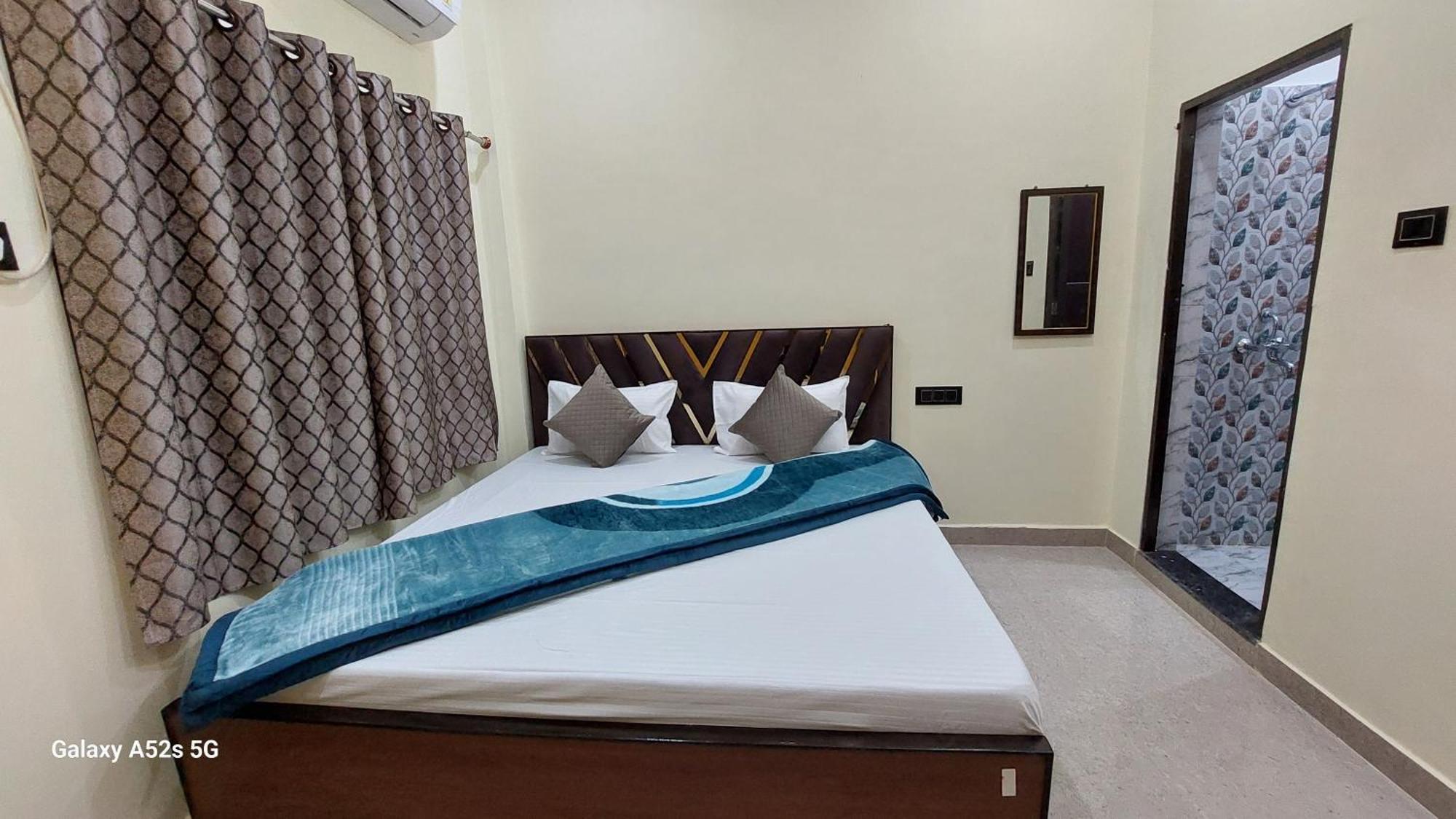 Narayani Paying Guest House Váránaszi Kültér fotó