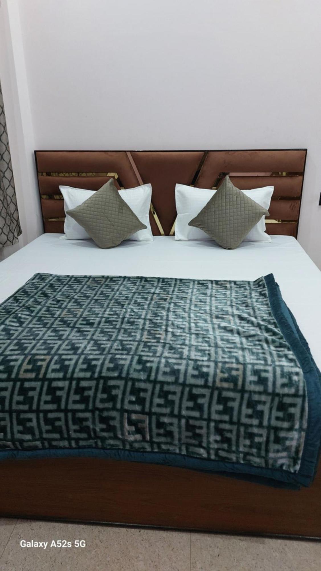Narayani Paying Guest House Váránaszi Kültér fotó