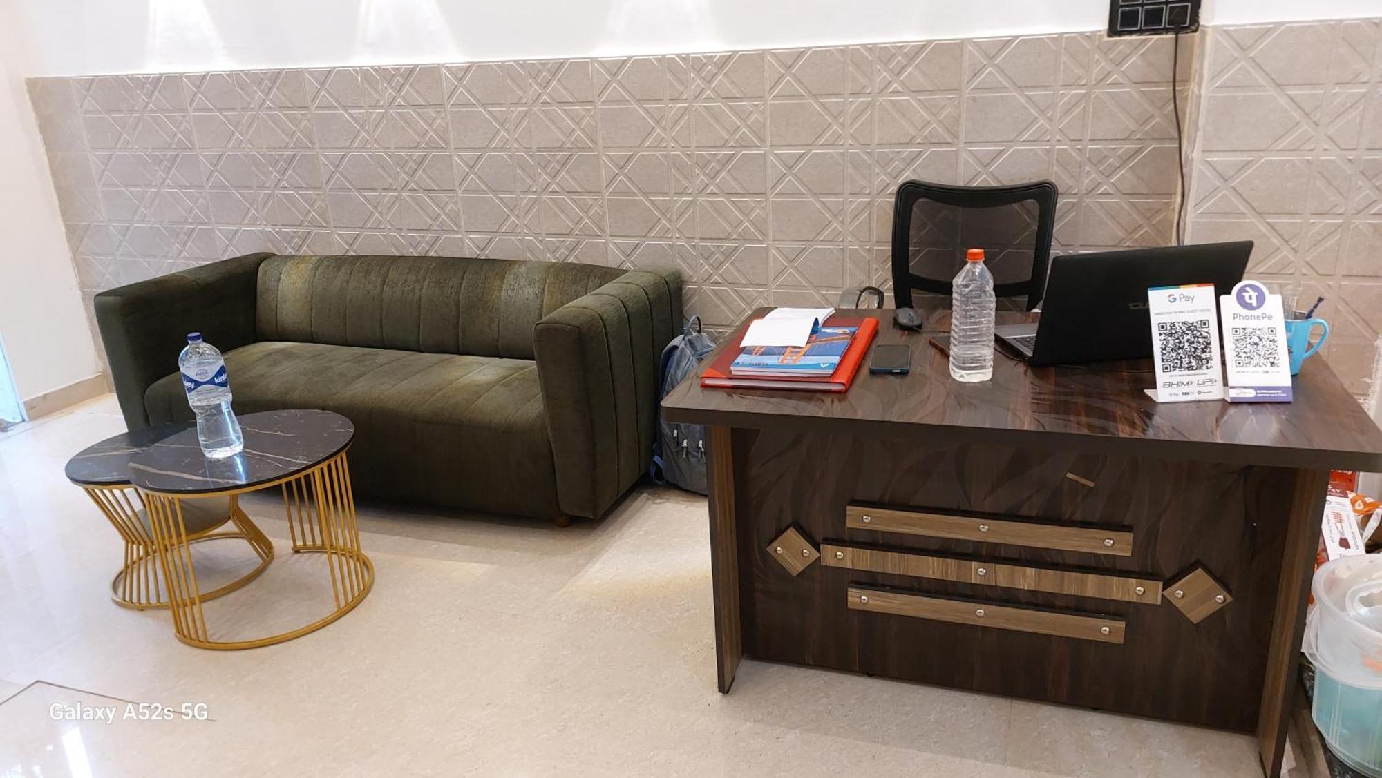 Narayani Paying Guest House Váránaszi Kültér fotó